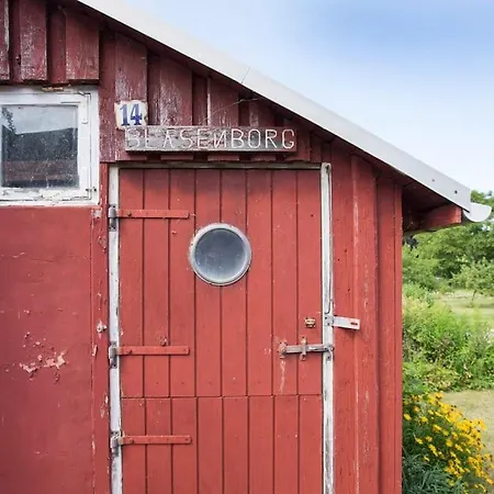 Lunas Skonne Byhus I Hjertet Af By Villa *