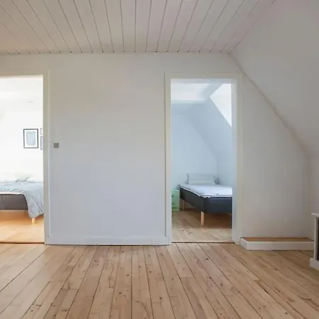 Lunas Skonne Byhus I Hjertet Af By *