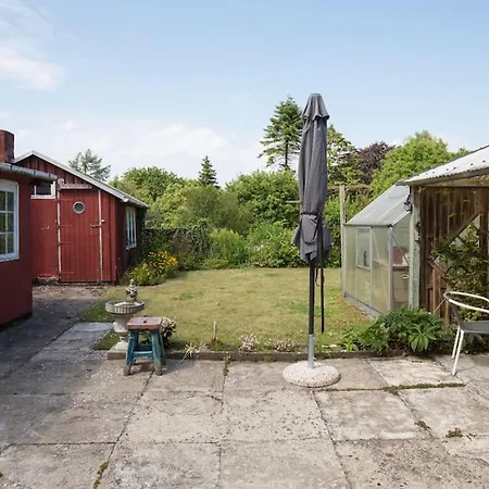 Villa Lunas Skonne Byhus I Hjertet Af By Stege